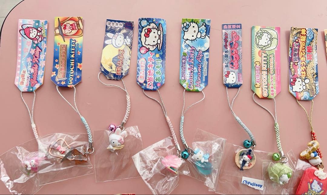 【未使用】まとめ売り ご当地キティ29個　根付　レア　平成レトロ 限定