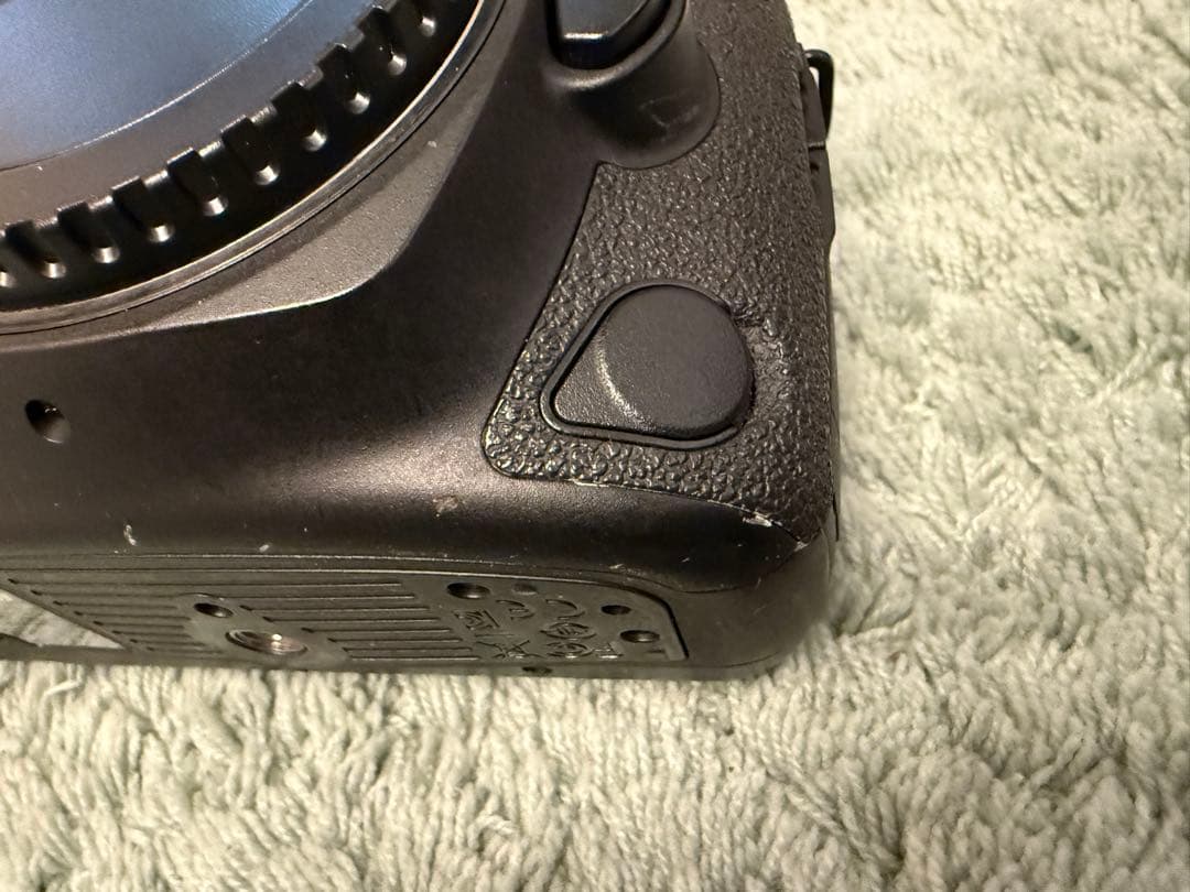 な*吉様 Canon EOS 5D Mark IV 中古品