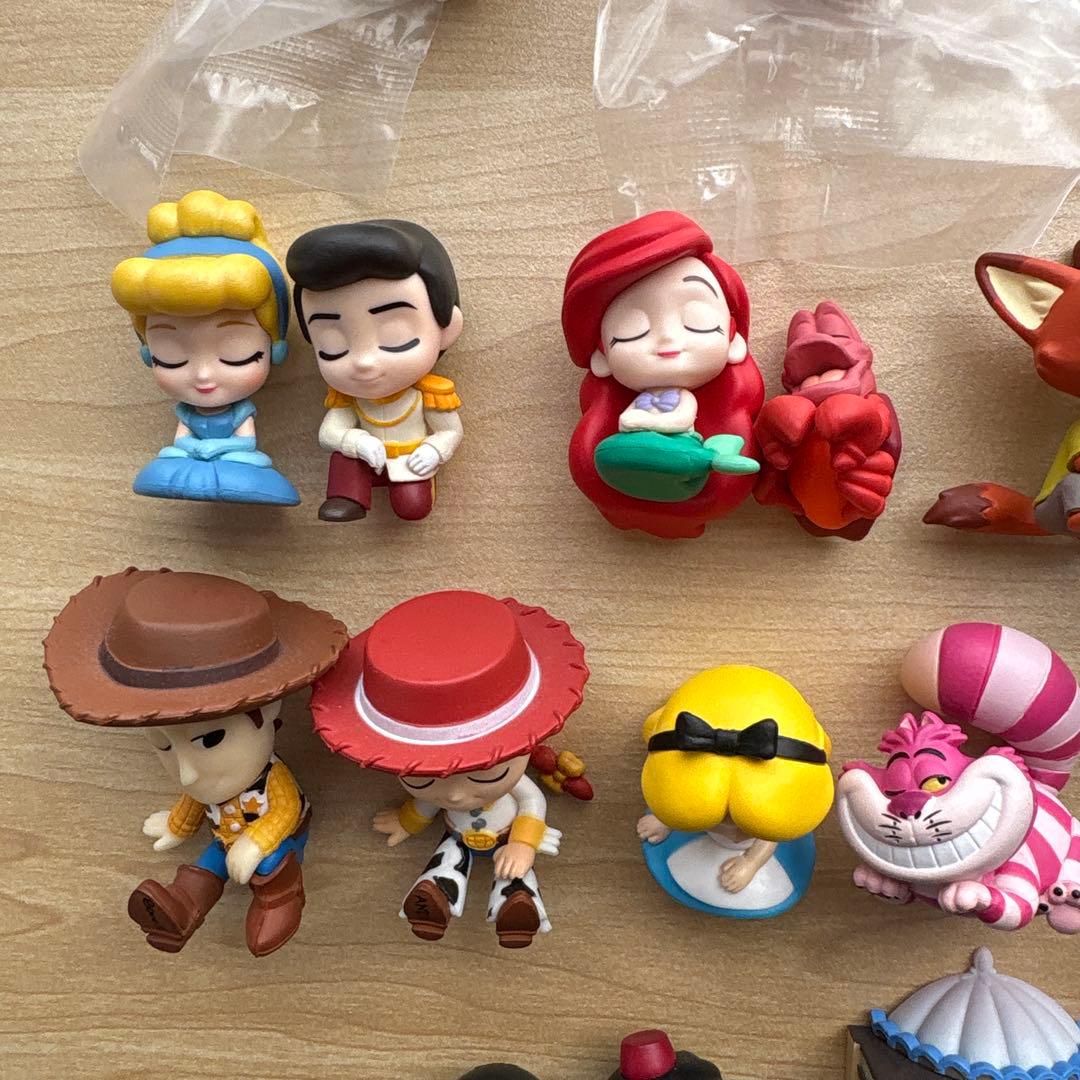 肩ズン ディズニー まとめ売り ディズニーランダムフィギュア付き