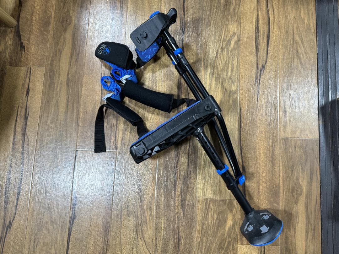 アイウォーク3.0（iWALK3.0）[ハンズフリー松葉杖]