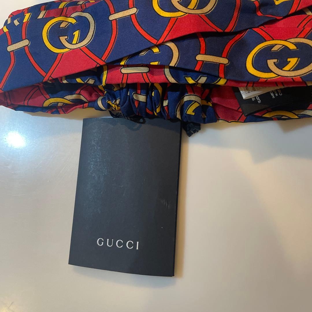 【GUCCI 】シルク ヘアバンド ロゴパターン！