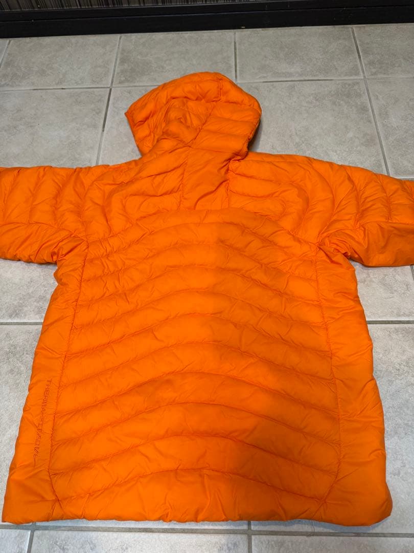 NIKE ACG lava flow ダウンジャケット　Sサイズ　※早い者勝ち