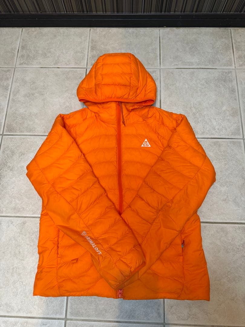 NIKE ACG lava flow ダウンジャケット　Sサイズ　※早い者勝ち
