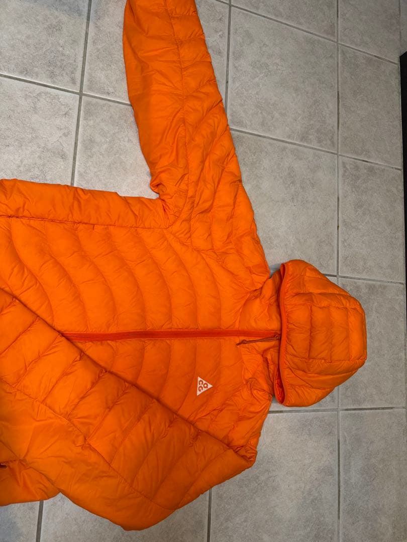 NIKE ACG lava flow ダウンジャケット　Sサイズ　※早い者勝ち