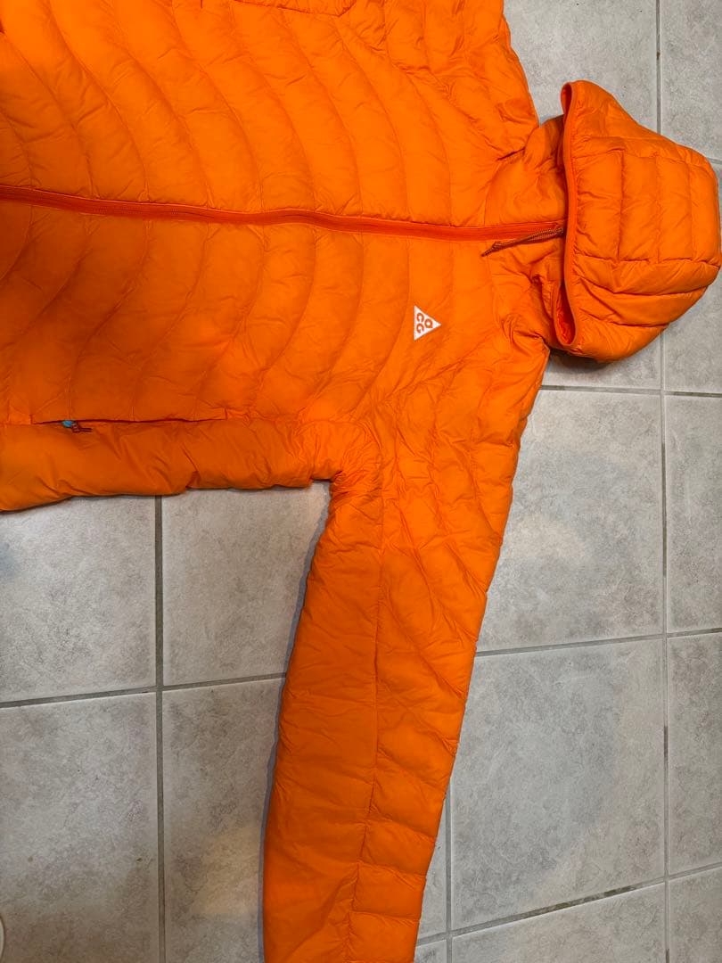 NIKE ACG lava flow ダウンジャケット　Sサイズ　※早い者勝ち