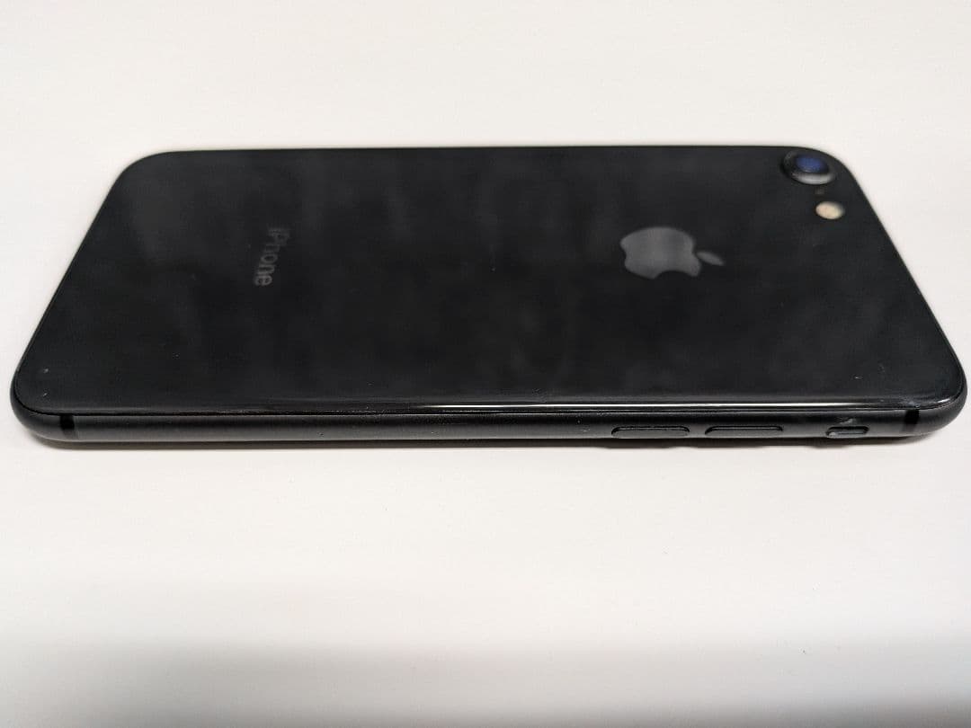 Apple iPhone 8 64GB ブラック SIMフリー