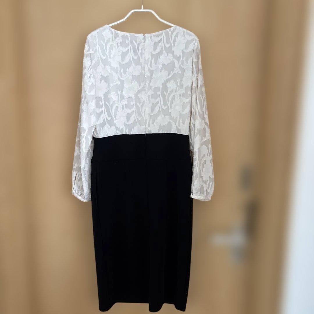 Kaymak 貴重11号 カットジャカード×宇宙素材デコルテタックワンピース