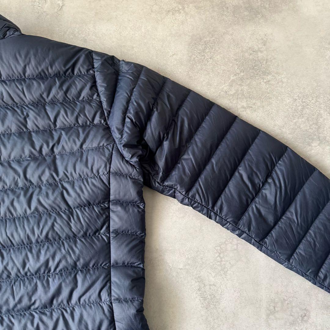 patagonia パタゴニア ライトダウンジャケット 古着 Mサイズ