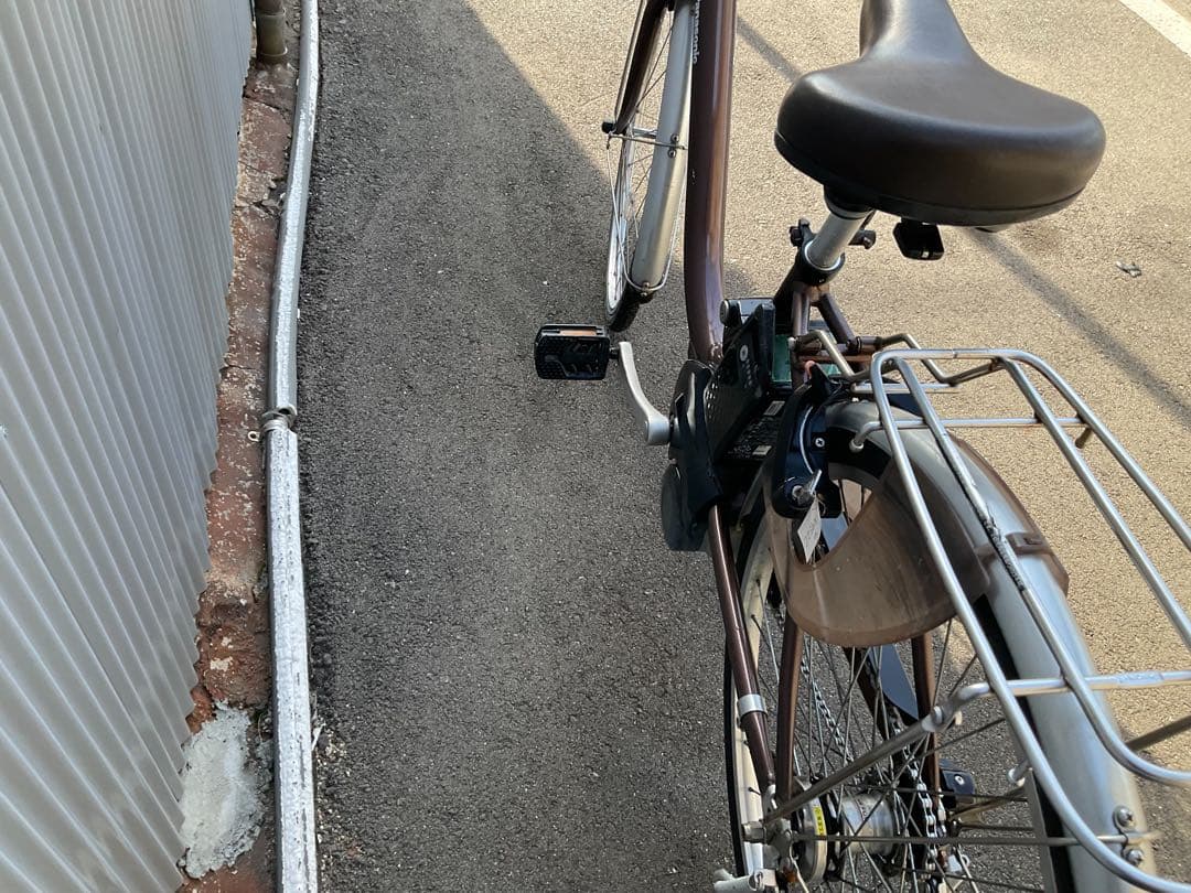 パナソニック最新機種電動アシスト自転車vivi26インチブラウンアルミボディー