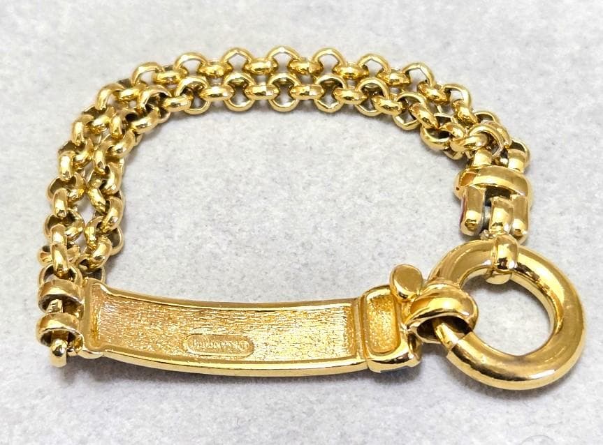 BURBERRY　バーバリー　ゴールドカラーブレスレット　良品　42835