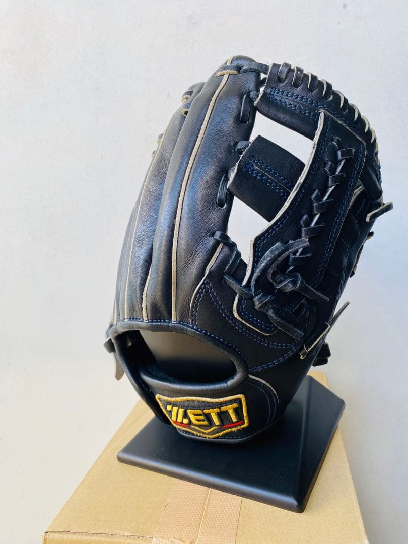 【最高級】プロステイタス　軟式用グローブ　　　　（内野手用）