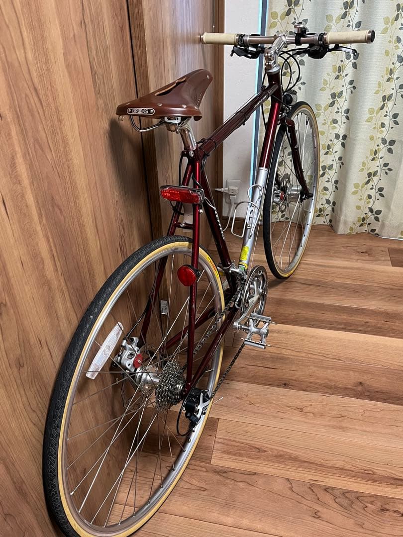 700cクロスバイク 3×9速 オートライト-ブランドサイト