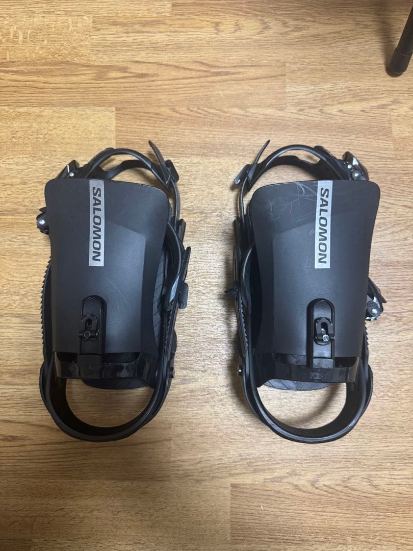 SALOMONスノーボード ビンディング バインディング RHYTHM S