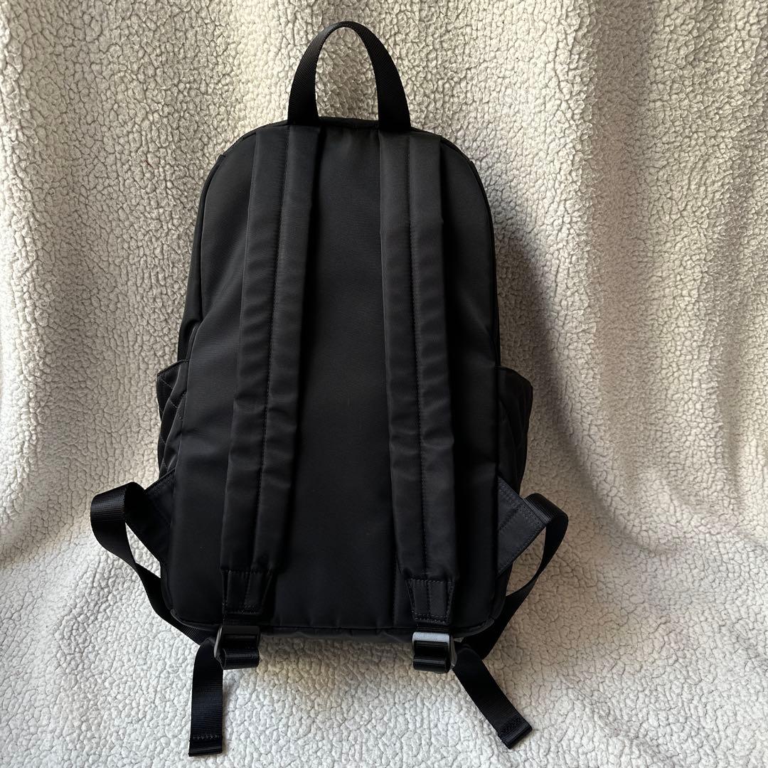 【極美品】MARY QUANT ジオメトリックキルトデイジーリュック