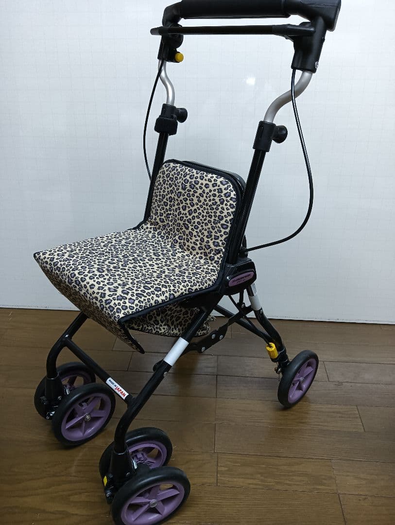 手押し車シルバーカー 軽量アルミフレーム