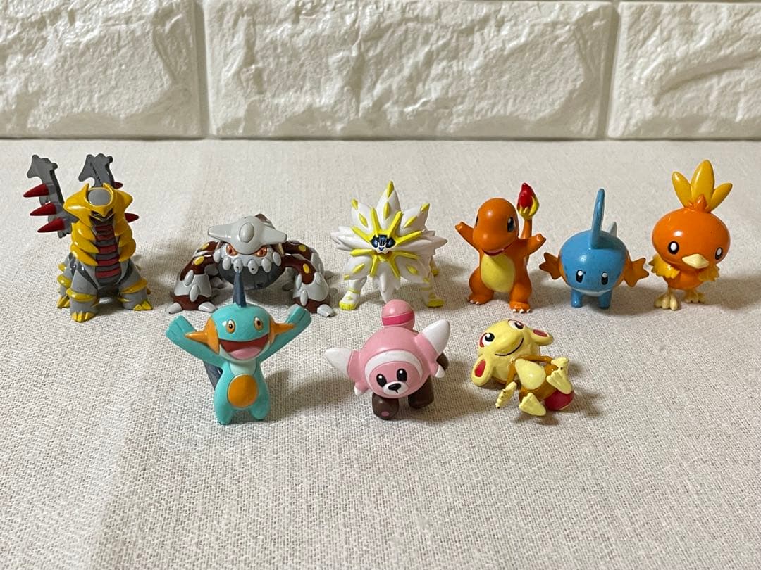 ポケモン モンコレ アルセウス リザードン ピカチュウ レジギガス シードラ