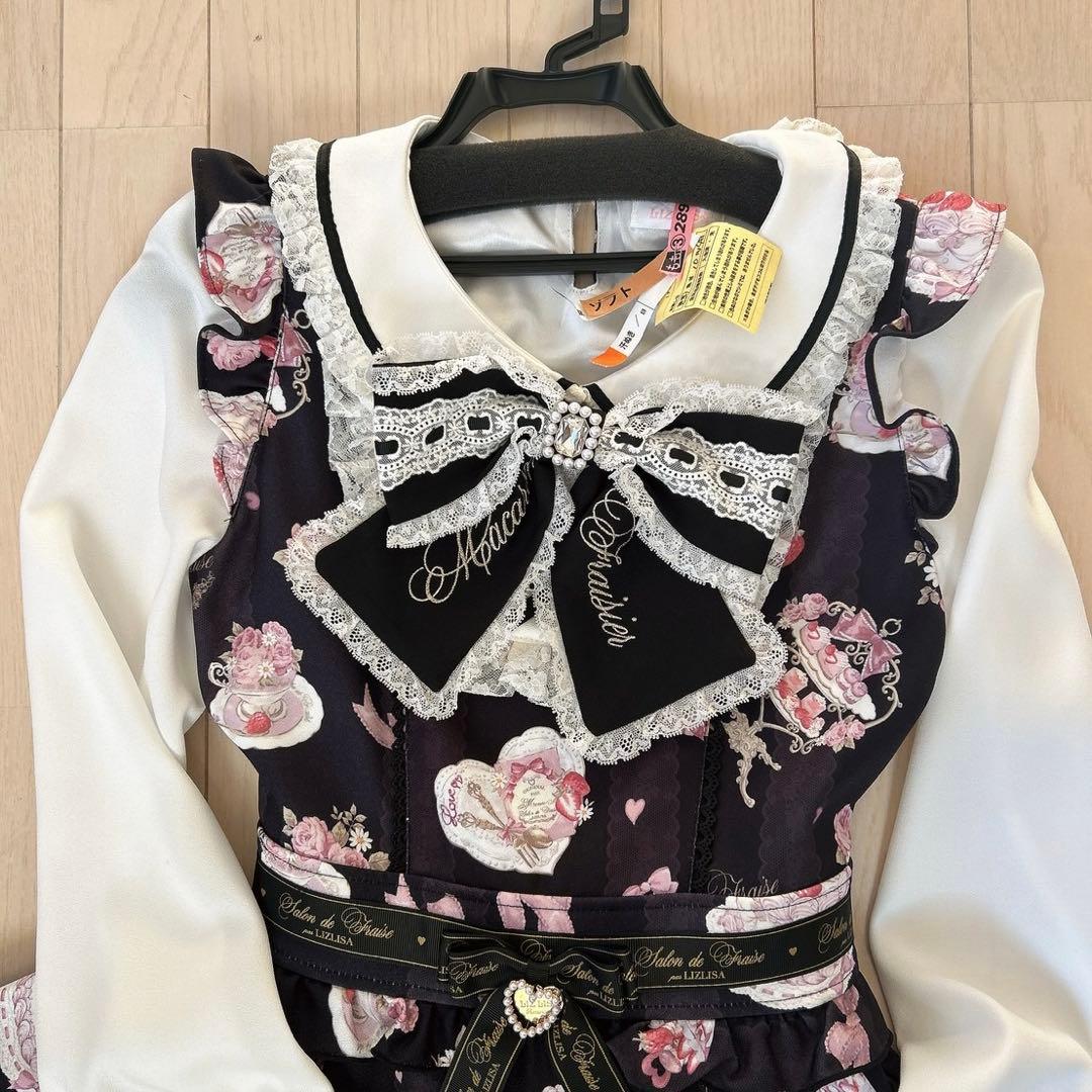 LIZ　LISA 【Salon de Fraise柄ワンピース】 BLACK