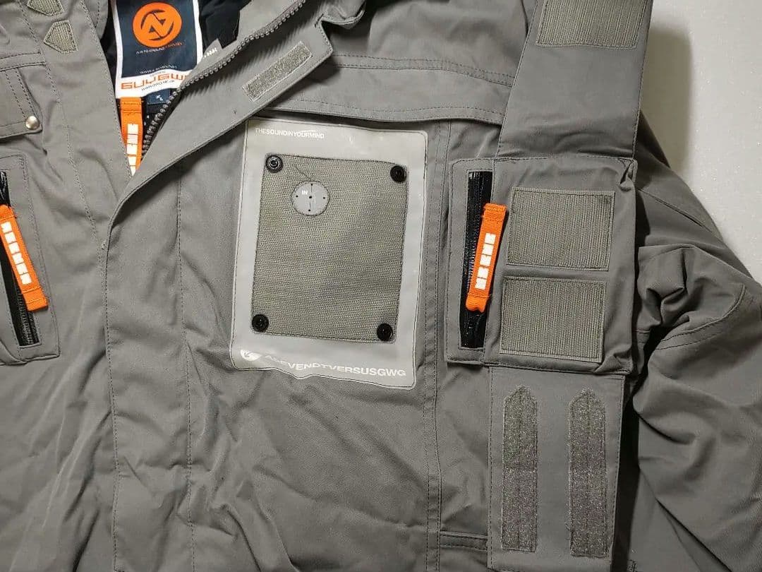 A-SEVENスノーボードウェア上下セットユーズド (メンズ)