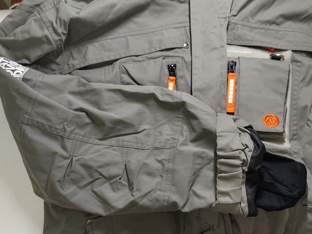 A-SEVENスノーボードウェア上下セットユーズド (メンズ)