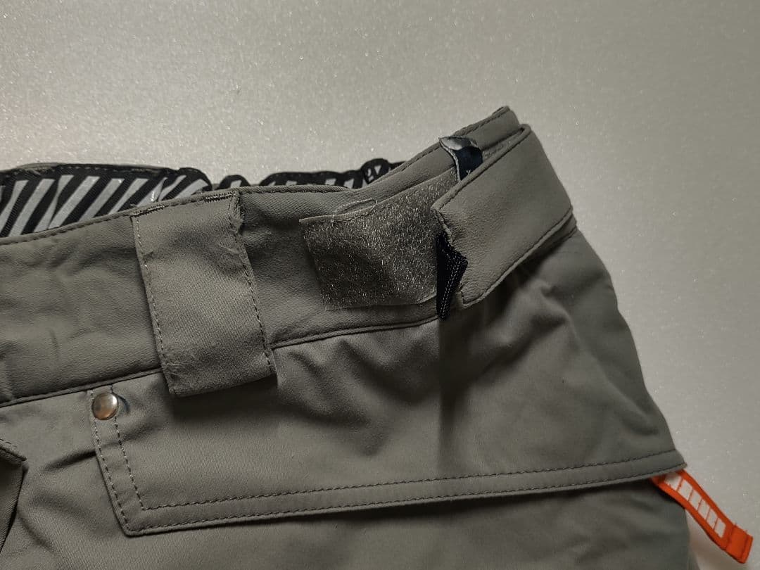 A-SEVENスノーボードウェア上下セットユーズド (メンズ)