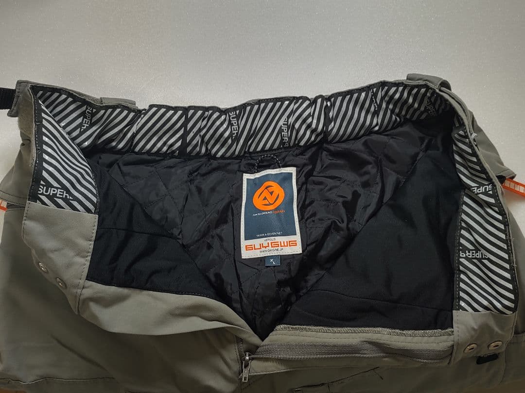 A-SEVENスノーボードウェア上下セットユーズド (メンズ)