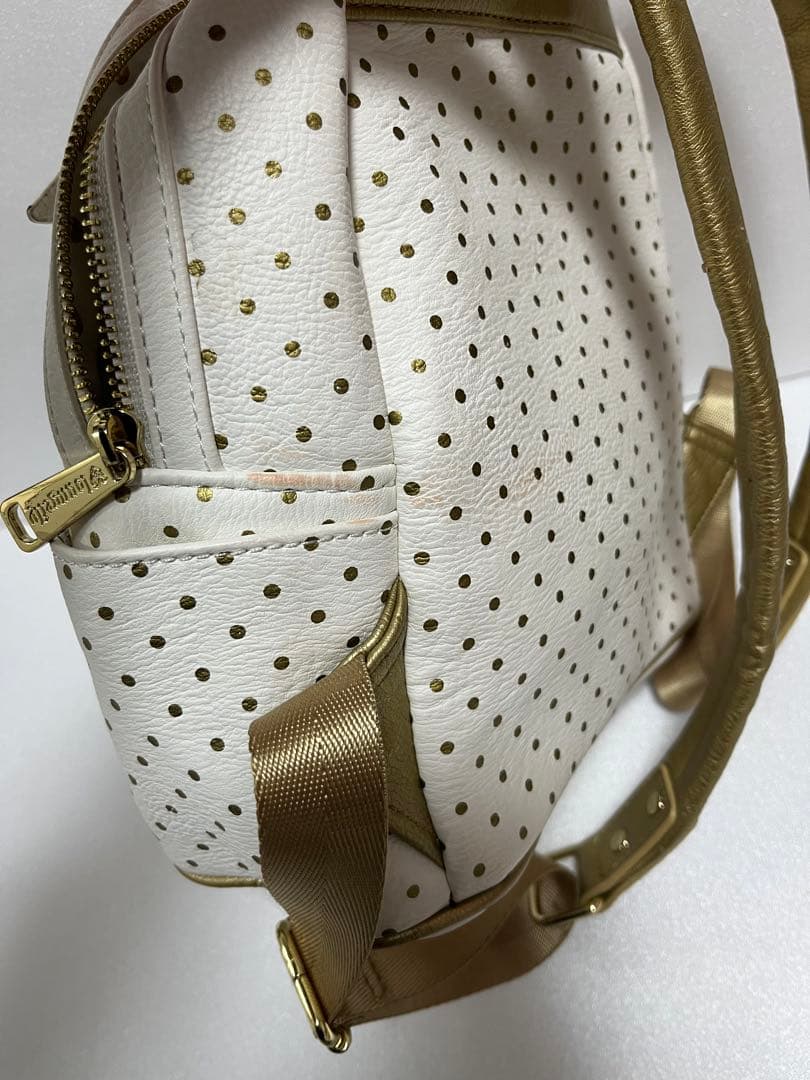 海外限定 Loungefly イッツアスモールワールド　ラウンジフライ　リュック