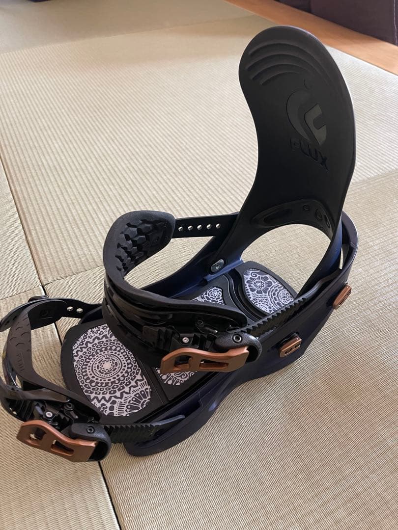 FLUX SR 18-19モデル　カラーTyler Warren