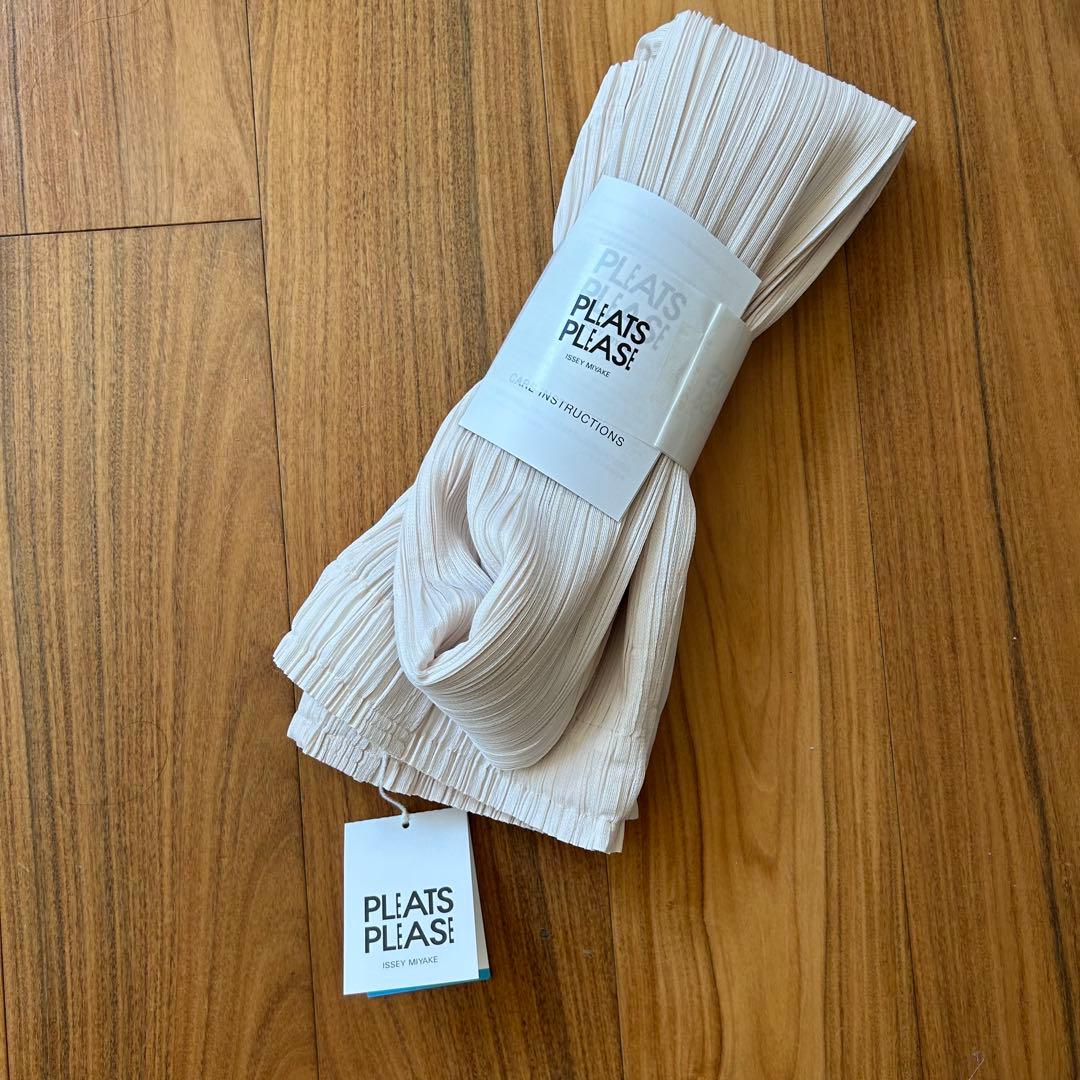 イッセイミヤケ　プリーツプリーズ　thicker bottoms2 今季 新品