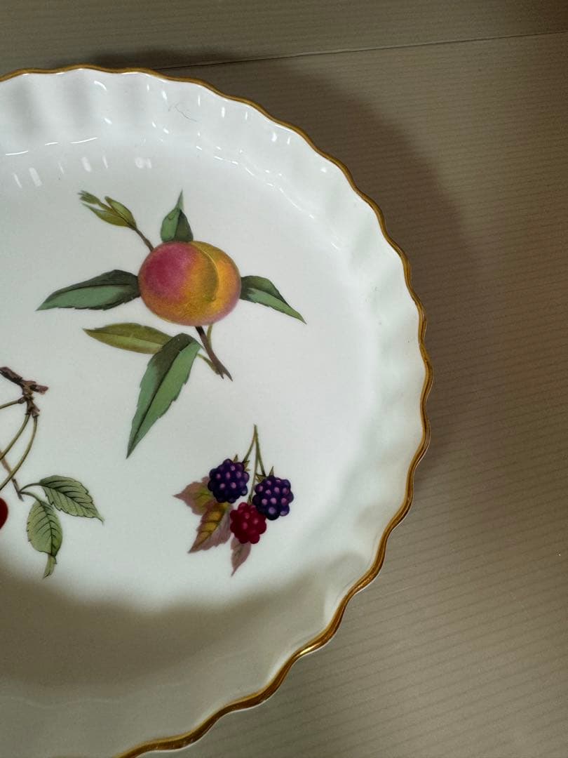 2763 ウェッジウッド皿1客　ロイヤルウースター皿1客　金彩