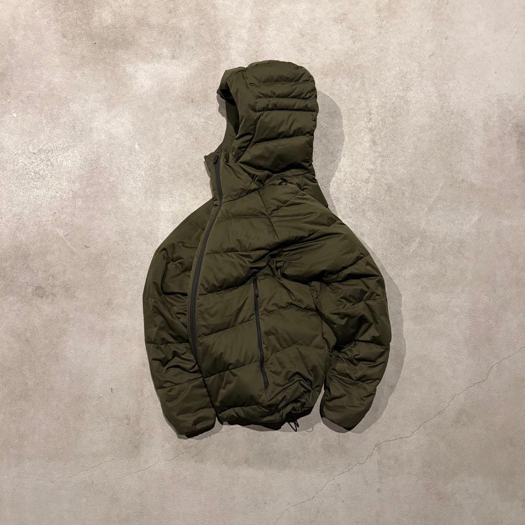 【大人気❗️】極暖！columbia 　ダウン　オムニヒート　カーキ　S