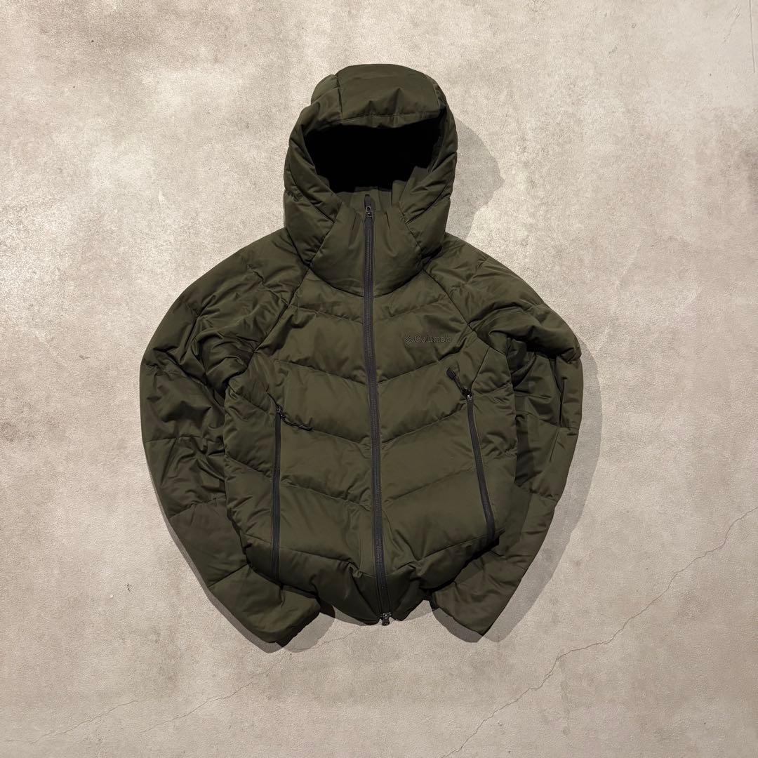 【大人気❗️】極暖！columbia 　ダウン　オムニヒート　カーキ　S