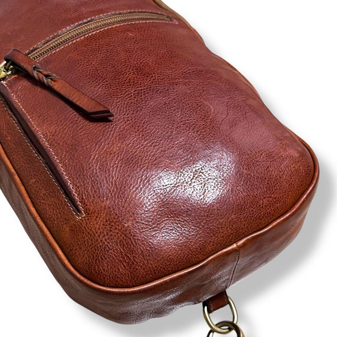 美品✨ IL BISONTE イルビゾンテ ボディバッグ ブラック レザー