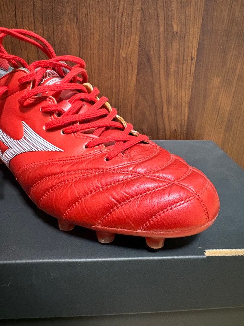 Mizuno Morelia NEO III サッカーシューズ レッド