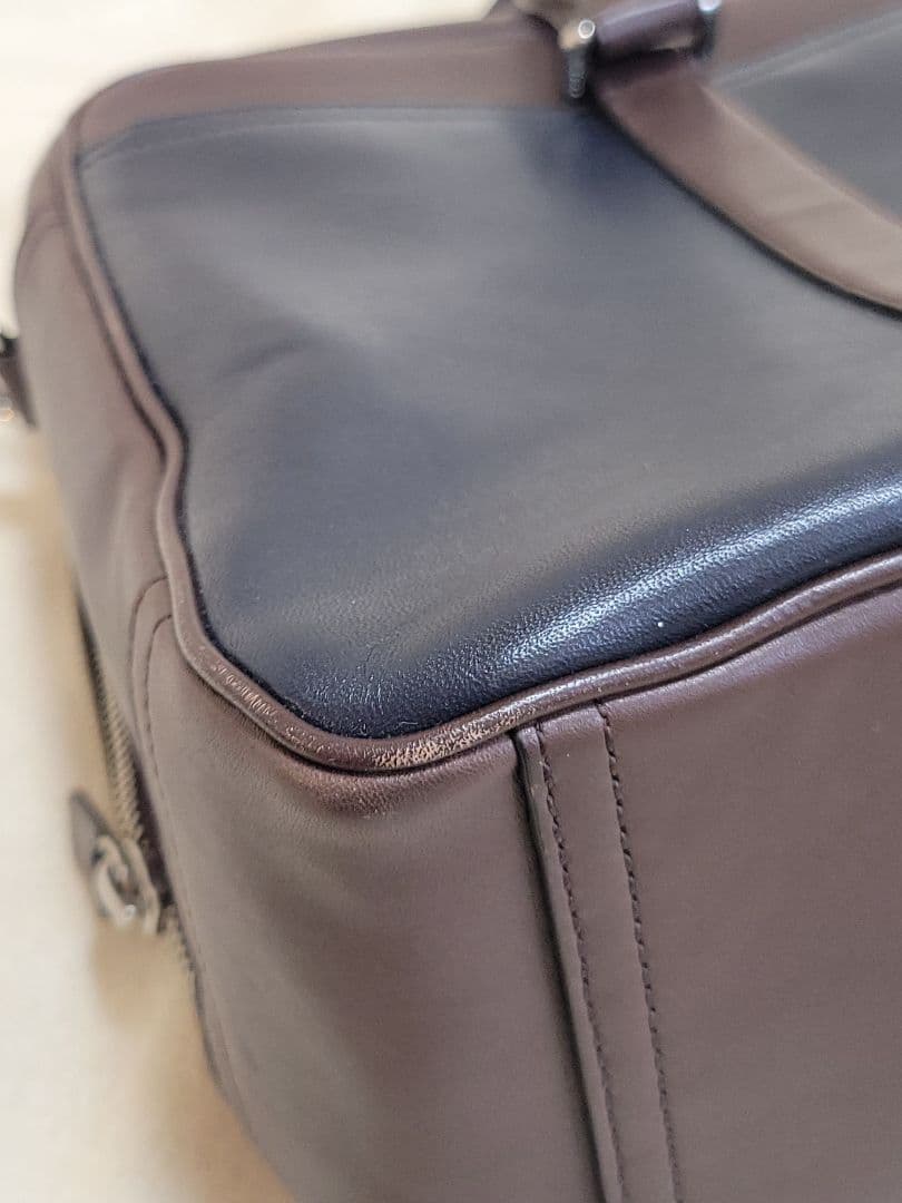 コーチ　COACH　 本革　ビジネスバッグ