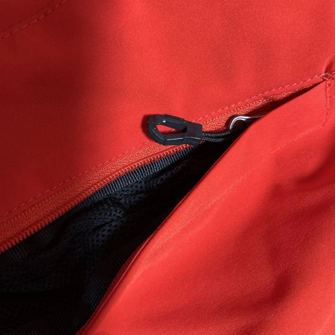 SPYDER スキーウェア メンズM（女性着用） 上下セット