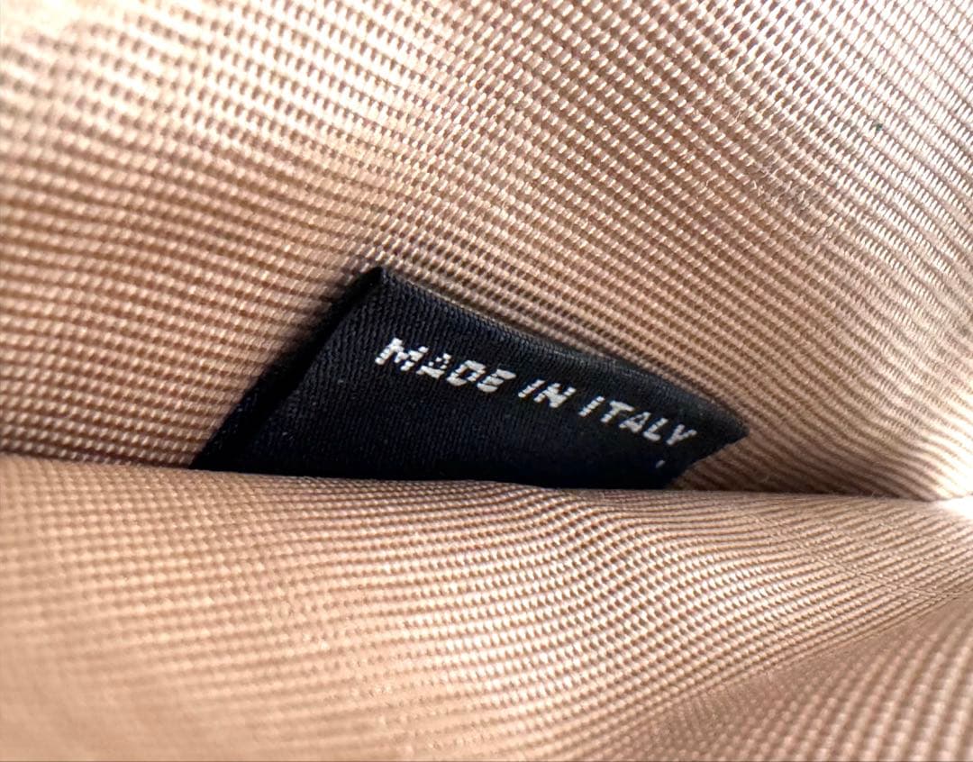 再お値下げ★ほぼ未使用✨バッグとセット割も可✨PRADA レザー 長財布 正規品