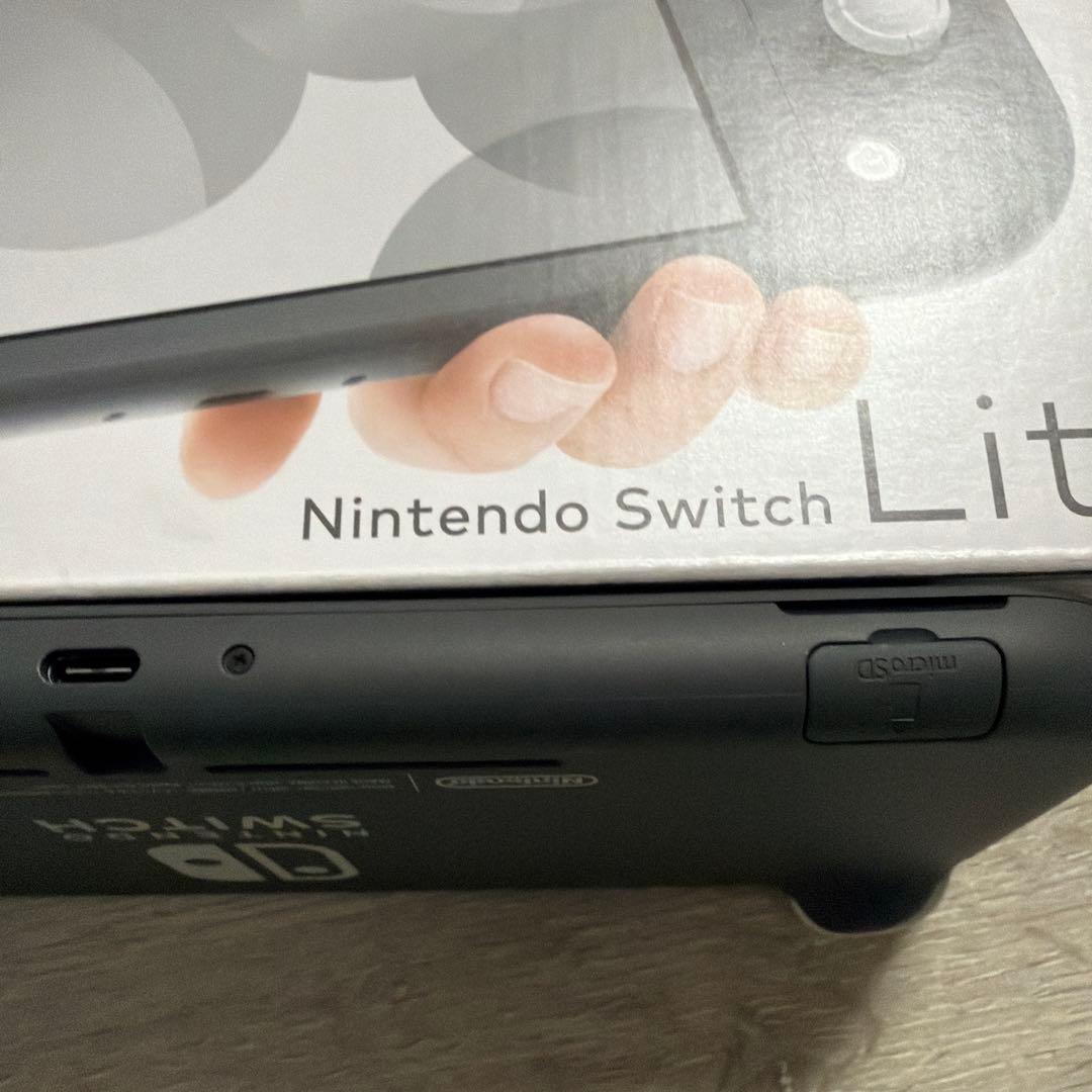 2024年製Nintendo Switch lite スイッチライト　本体