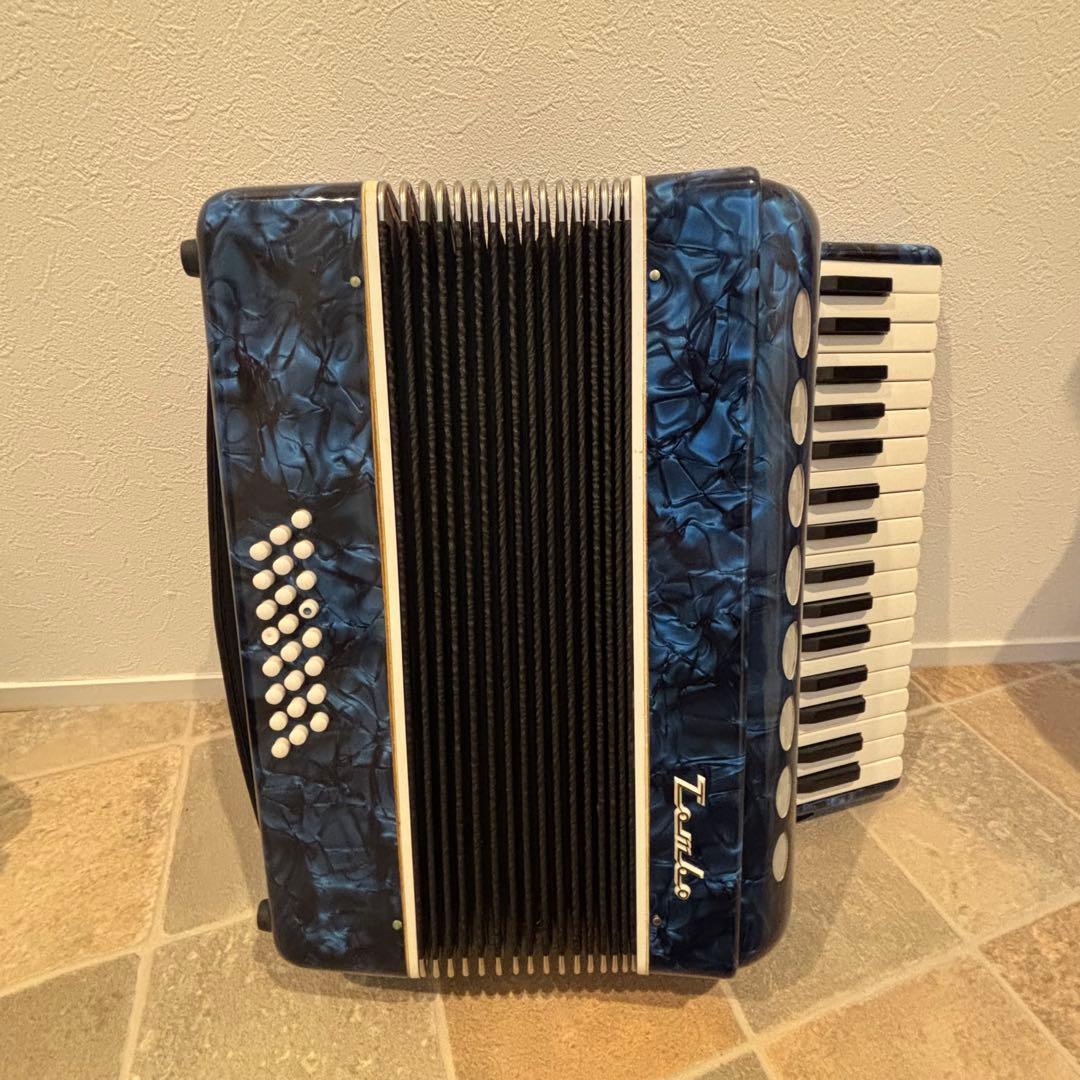 【極美品】TOMBO トンボアコーディオン No.241 ブルー