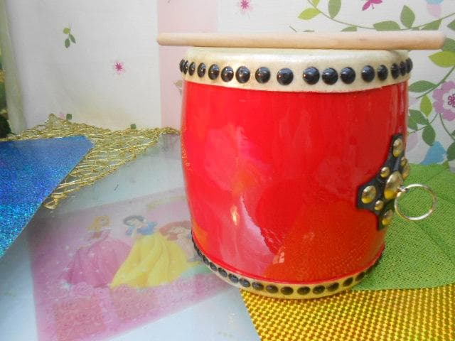 新品未使用(送料無料)9.500円　琉球小太鼓18cm*20cmバチ付き