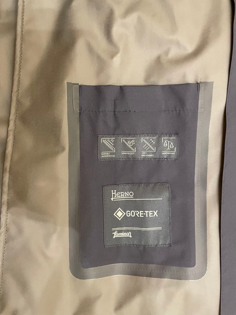美品　Herno Laminar GORE-TEX ステンカラーコート