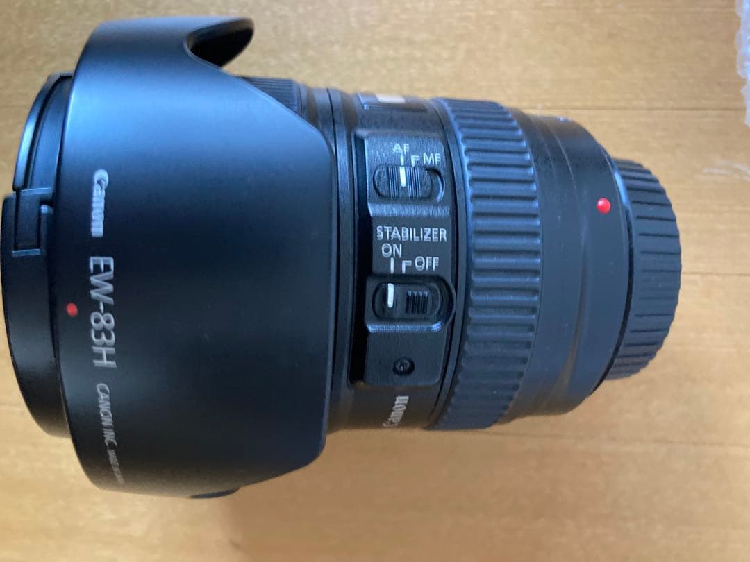 ジャンク品です　Canon EF 24-105mm レンズ