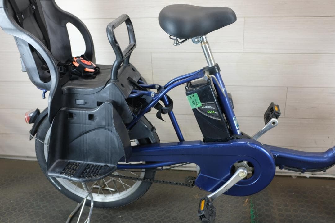 パナソニック ギュット　　20インチ　3段　8.9Ah（5点灯）充電器あり