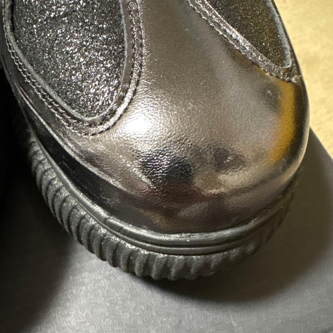 土日お値下げ！Onitsuka Tiger DELECITY HOLIDAY