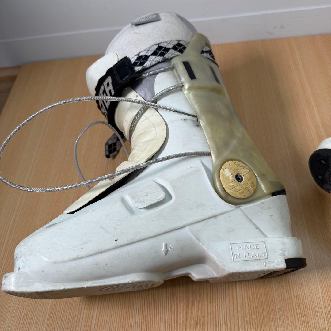 ジャンク　フルチルト　ソウルシスターSoul Sisterスキーブーツ　25.5