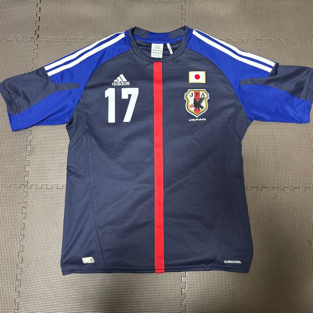 びわこ成蹊スポーツ大学サッカー部 白ユニフォーム モレリア