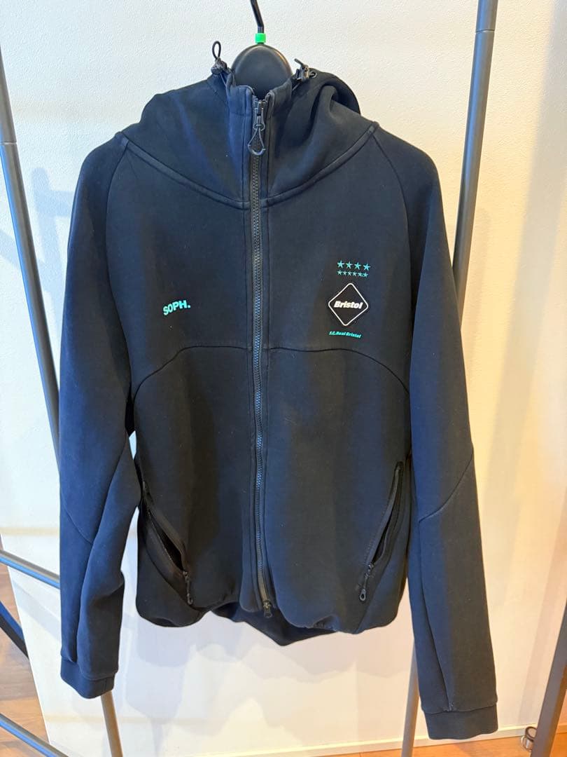 F.C.Real Bristol 21AW セットアップ