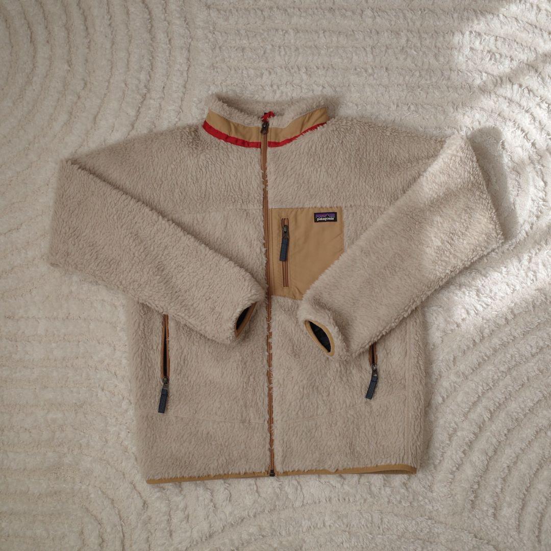 Patagonia フリースジャケット ベージュ - メルカリ