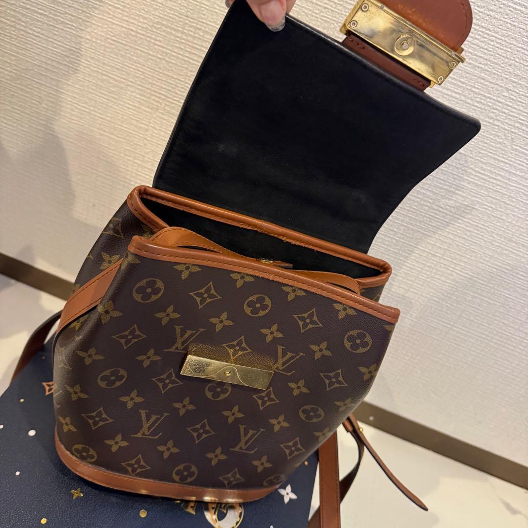 ルイヴィトン バックパック ドーフィーヌ リュックサック