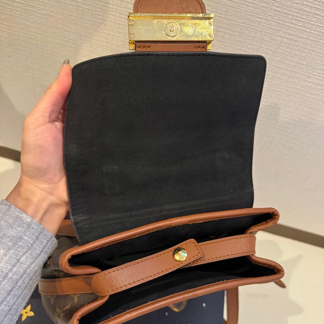 ルイヴィトン バックパック ドーフィーヌ リュックサック