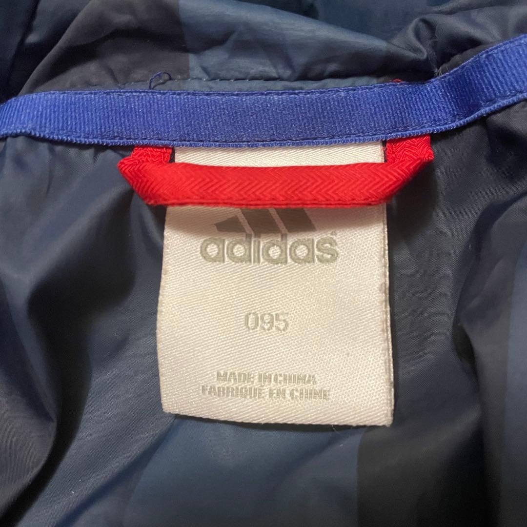 アディダスFCバイエルンダウンジャケット赤フード付13年製ベンチコート